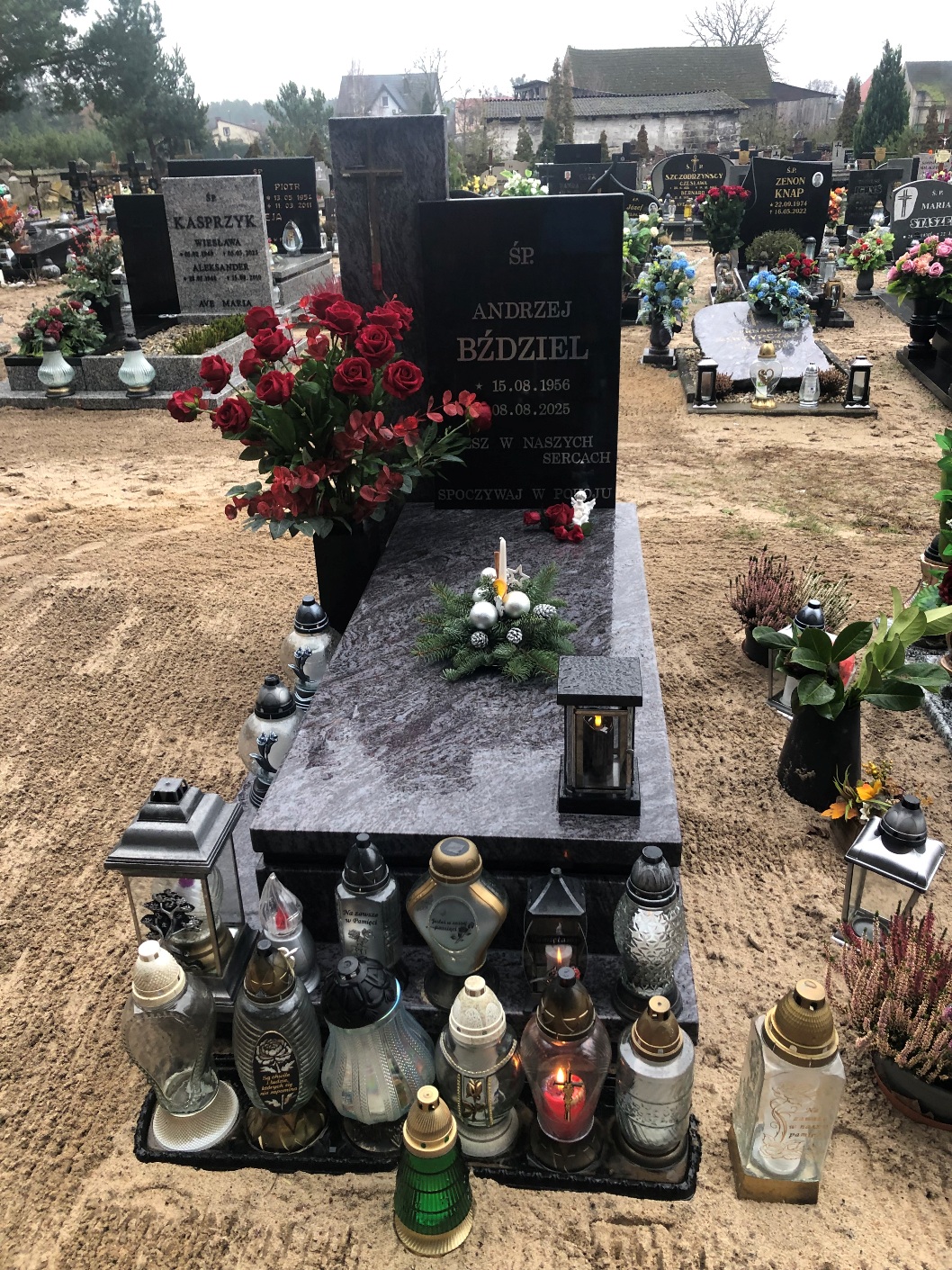 Grób Andrzej Bździel